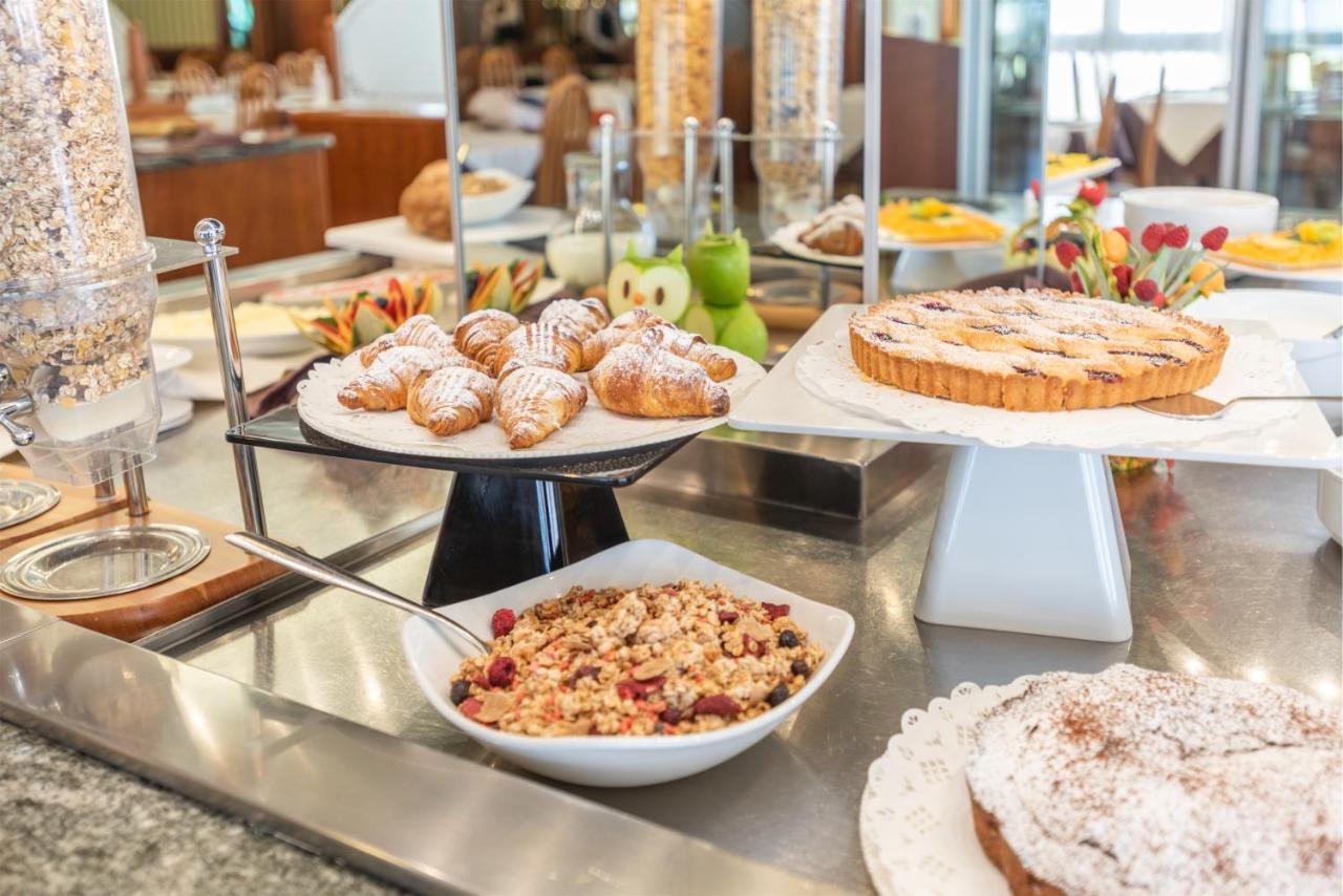 Hotel Splendid Palace Limone sul Garda Bagian luar foto