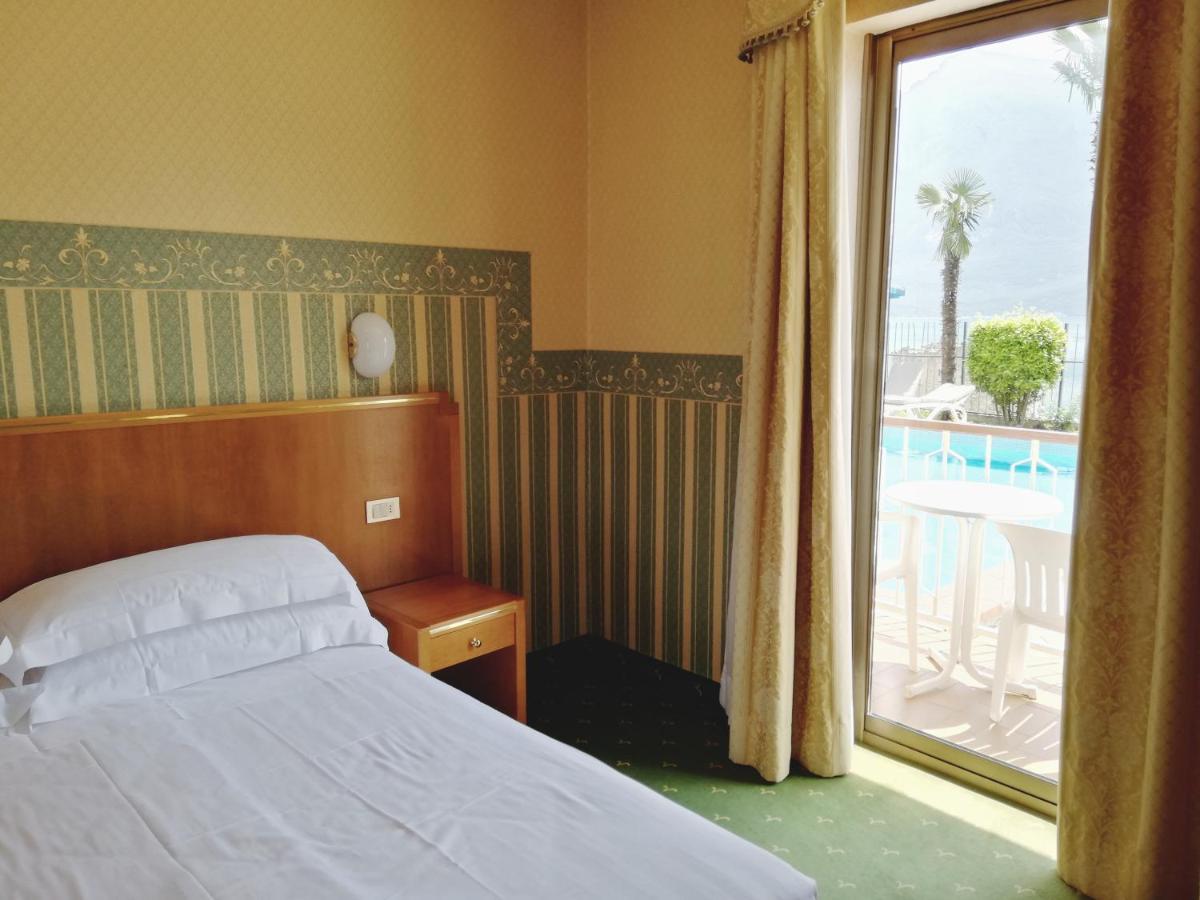 Hotel Splendid Palace Limone sul Garda Bagian luar foto