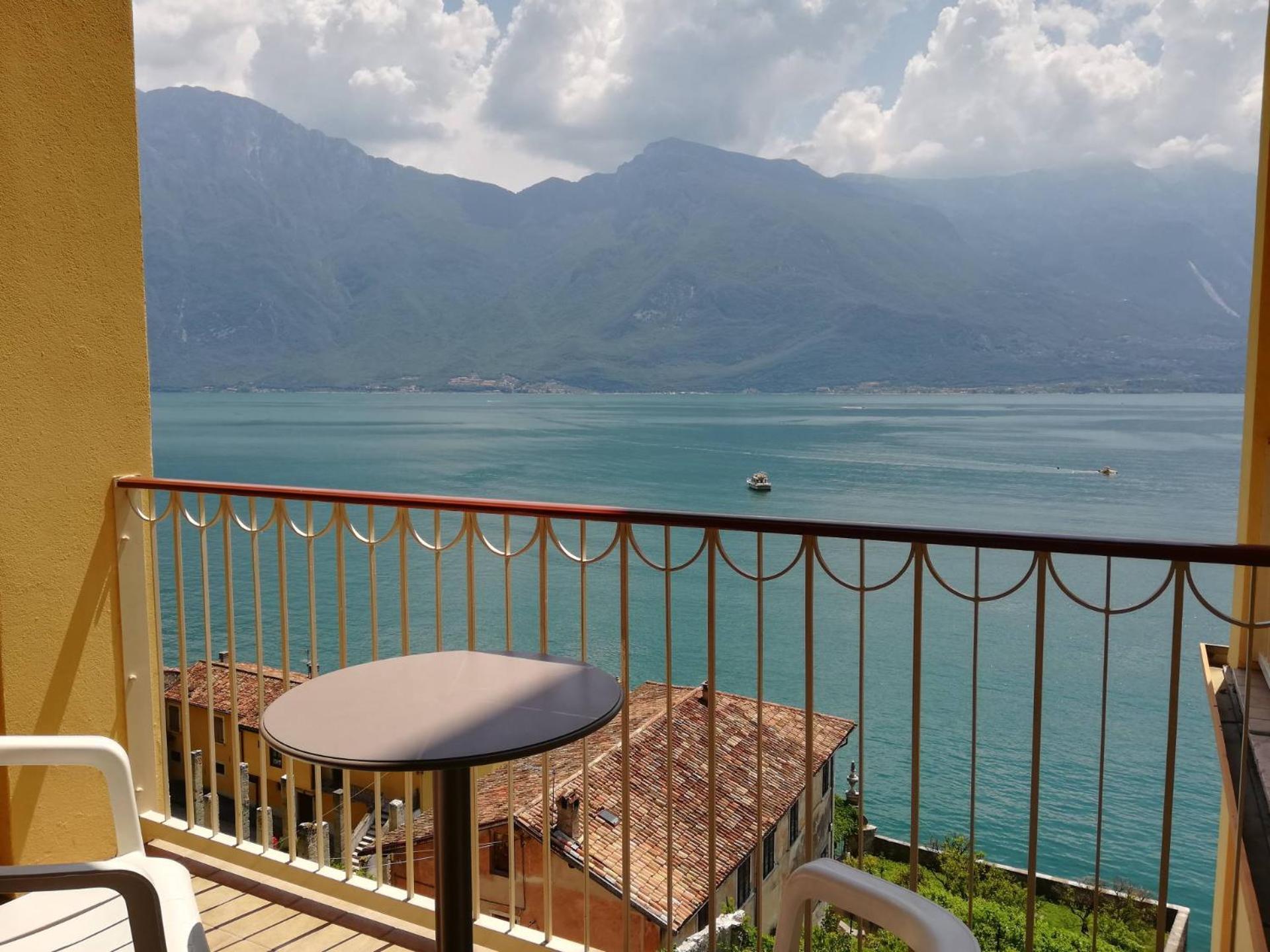 Hotel Splendid Palace Limone sul Garda Ruang foto