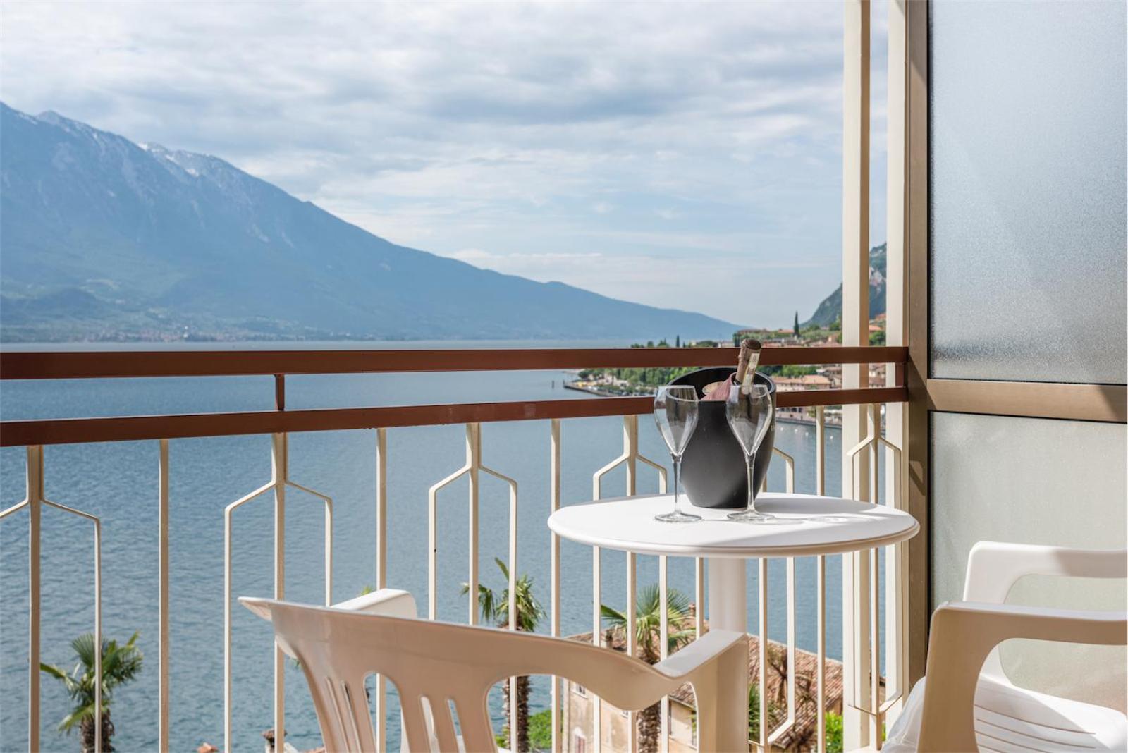 Hotel Splendid Palace Limone sul Garda Bagian luar foto